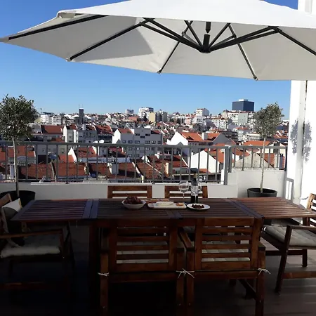 3 Bedroom Penthouse With A/c And Private Terrace Apartment *