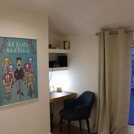 3 Bedroom Penthouse With A/c And Private Terrace Apartment